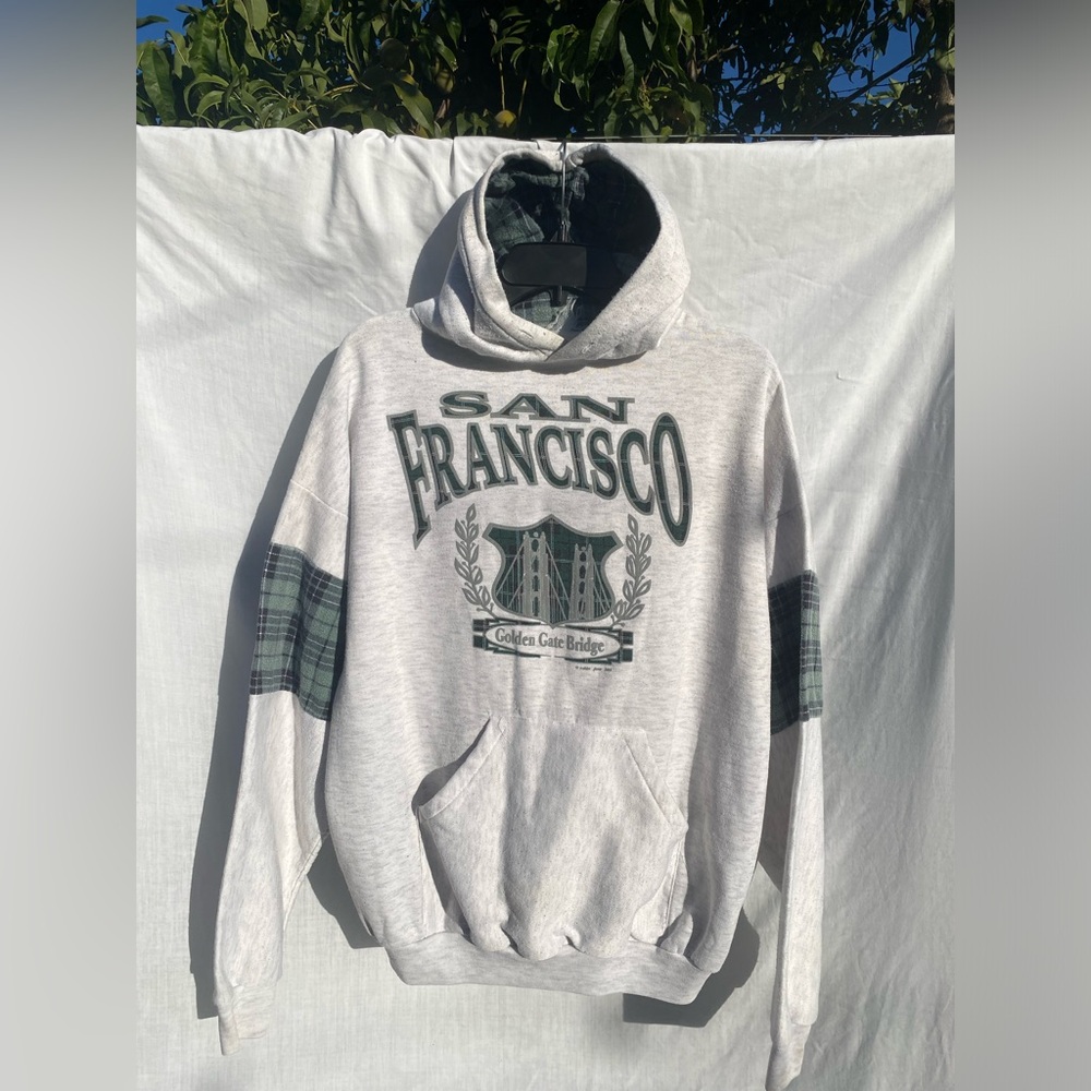 Y2K San Francisco sweater